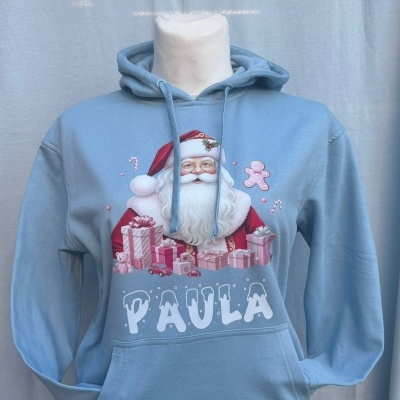 Sweatshirt azul clara com estampa de Pai Natal e nome PAULA