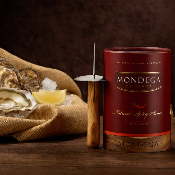 MONDEGA 1x55ml Natural Spicy Sauce Oyster´s Kit - Embalagem Individual + Faca de Ostras Frasco de molho MONDEGA GOURMET com cabo de madeira e ostras com limão