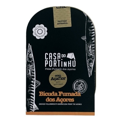 Embalagem preta com texto branco e laranja com peixe fumado dos Açores