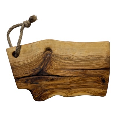 Tábua de cozinha em madeira natural com corda para pendurar