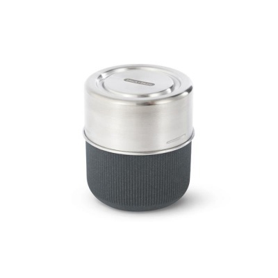 Frasco pequeno de aço inoxidável com tampa prateada e corpo preto texturizado
