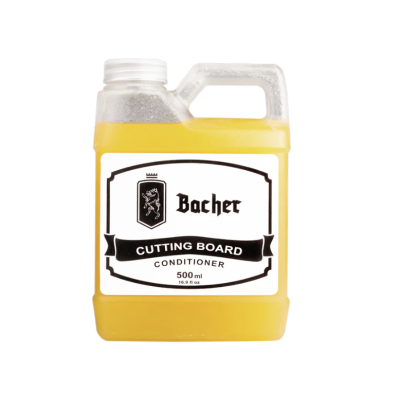 Frasco amarelo de condicionador para tábuas de corte da marca Bachet