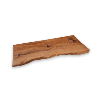 Tábua de madeira natural retangular com bordas irregulares