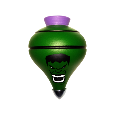 Peão de madeira verde com face caricata, topo roxo e ponta metálica