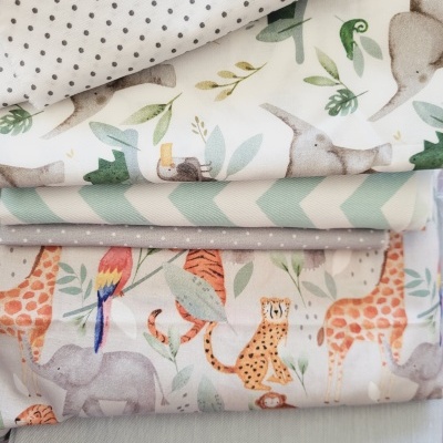 tecidos de algodão com diversos padrões e cores