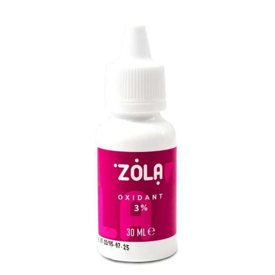 ZOLA Oxidant 3% 30 ml - Oxidante para Tintura de Sobrancelhas Frasco plástico branco com tampa conta-gotas e etiqueta rosa com texto ZOLA Oxidant 3% 30 ML.