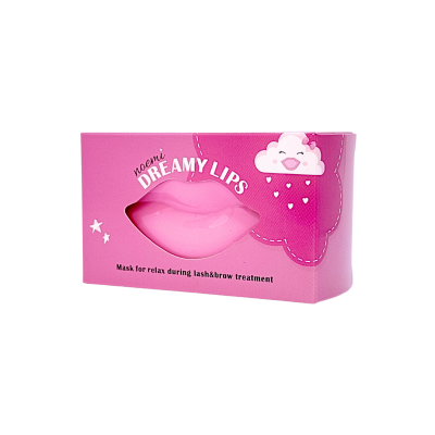 Máscara para lábios cor de rosa na embalagem cor de rosa com texto noemi DREAMY LIPS