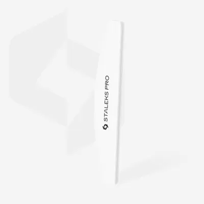 Lima de unhas branca com texto STALEKS PRO.
