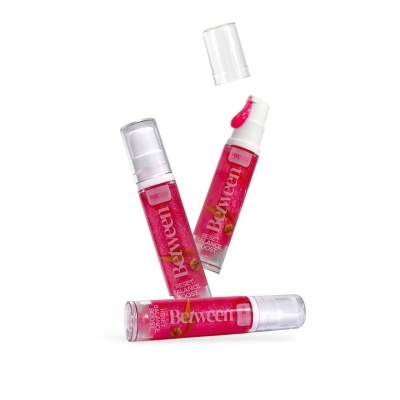 Frascos com líquido rosa e glitter Between Reset Balance Boost