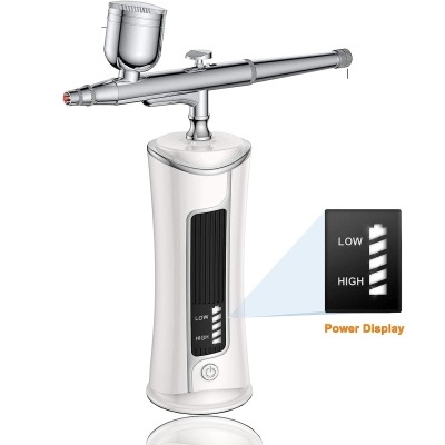 Aerógrafo elétrico portátil branco e cromado com visor de energia e botão de ligar