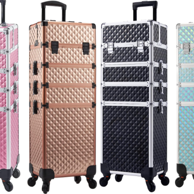 quatro malas verticais de maquilhagem com rodas em várias cores