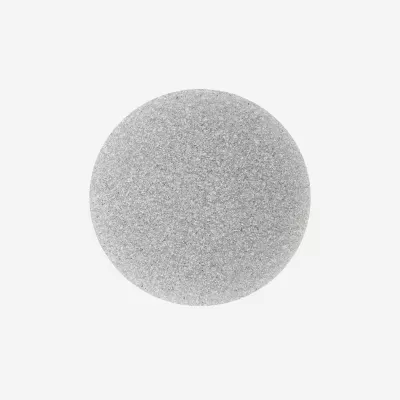 Disco abrasivo redondo cinza sobre fundo branco