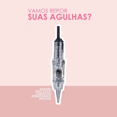 Cartucho de dermógrafo transparente com texto promocional em fundo rosa