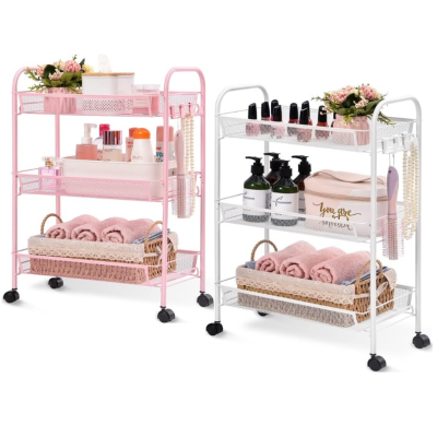 Dois carrinhos organizadores em metal, rosa e branco, com produtos e toalhas.