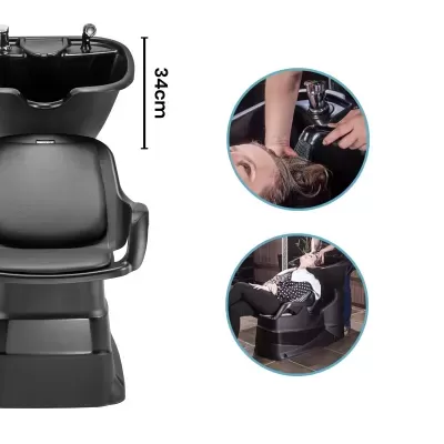 Cadeira preta de lavagem de cabelo com lavatório e apoio
