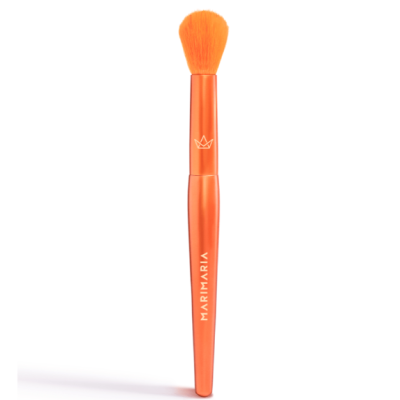 Pincel de maquilhagem laranja com cabo metálico e cerdas sintéticas