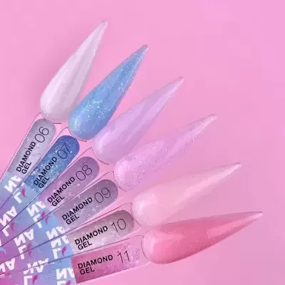 Mostruário de 6 amostras de verniz gel em tons pastel com glitter