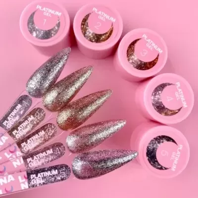 Potes cor-de-rosa de gel Platinum numerados e unhas postiças brilhantes