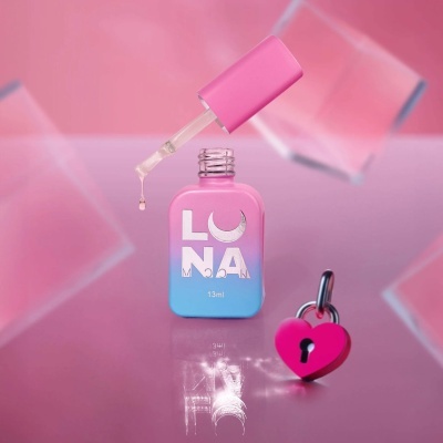 Frasco de verniz rosa azul com texto LUNA