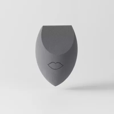 Esponja de maquilhagem cinza com desenho de lábios pretos