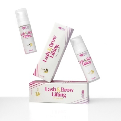 Embalagens e frascos de Lash & Brow Lifting PINKFLASH 15mL num fundo branco