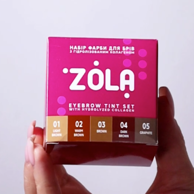 Caixa rosa com conjunto de tintura de sobrancelhas ZOLA e cinco cores diferentes