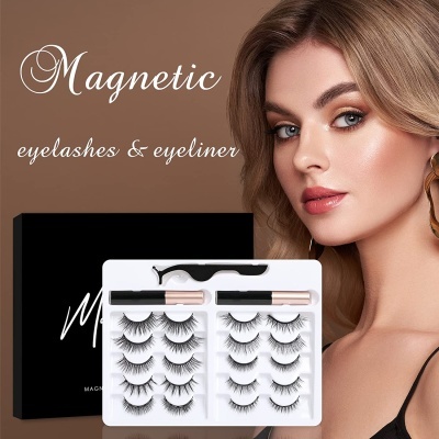 Cílios postiços magnéticos e delineador com modelo feminina loira