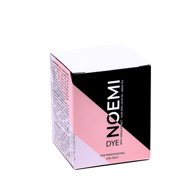 Caixa de cosmético Noemi Dye em preto, rosa claro e branco com texto e ingredientes.