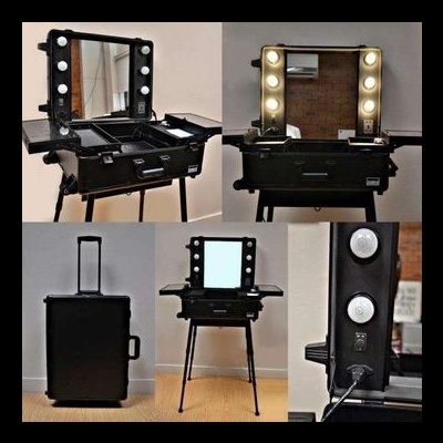 Mala preta portátil com espelho iluminado e pernas desdobráveis