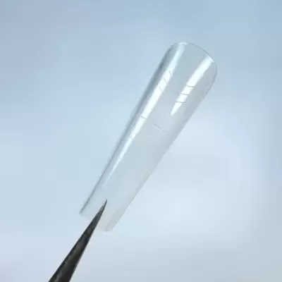 Pipeta plástica transparente com gradações