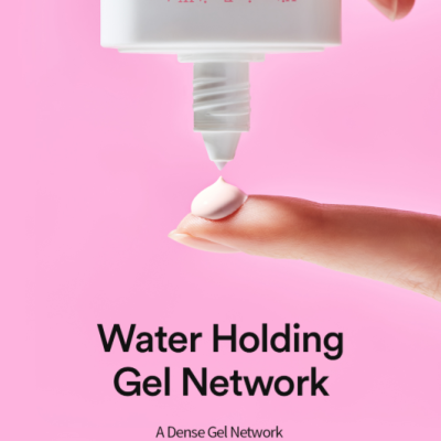 Tubo branco a aplicar gel rosa num dedo, fundo rosa, texto promocional do produto.