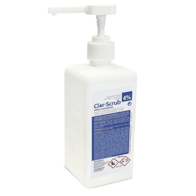 Frasco branco com doseador do líquido antisséptico Clar-Scrub 4%