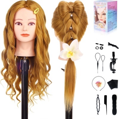 Cabeça de manequim para treino de penteados com cabelo loiro e acessórios
