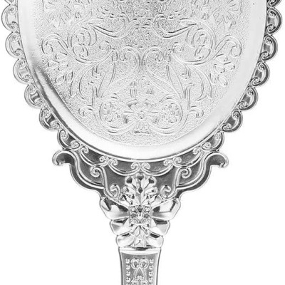 Espelho de mão oval prateado com padrão ornamental detalhado