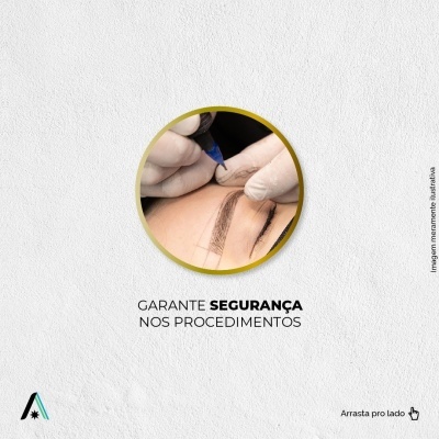 Procedimento de micropigmentação de sobrancelhas em pele clara com texto de segurança