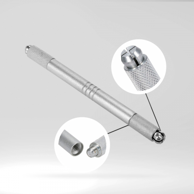 Ferramenta metálica prateada com parafuso ajustável e textura antiderrapante