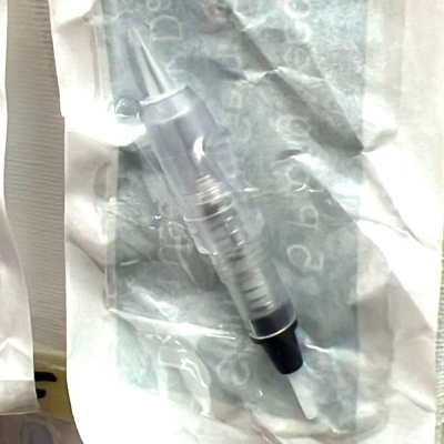 Cartucho de tinta ou agulha para máquina de tatuagem em embalagem plástica