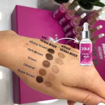 Amostras de cores de henna na mão com embalagem de ZOLA Henna Mixer
