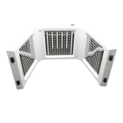 Painel de luz LED para terapia com três seções articuladas e múltiplos LED's