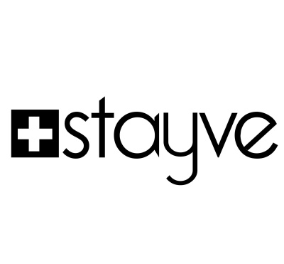 Logótipo preto com cruz branca numa caixa preta e texto 'stayve' em fundo branco