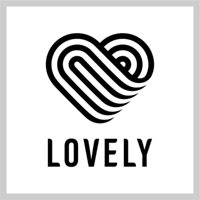 Logotipo com coração formado por linhas curvas e texto LOVELY