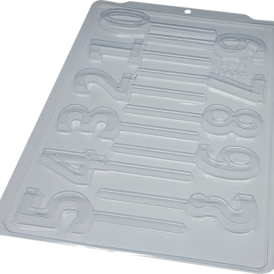 Molde de plástico transparente com números em relevo de 0 a 9