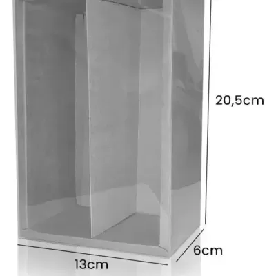 Caixa transparente de plástico com divisória interna