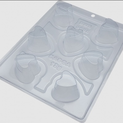 Moldes de plástico transparentes em formato de coração