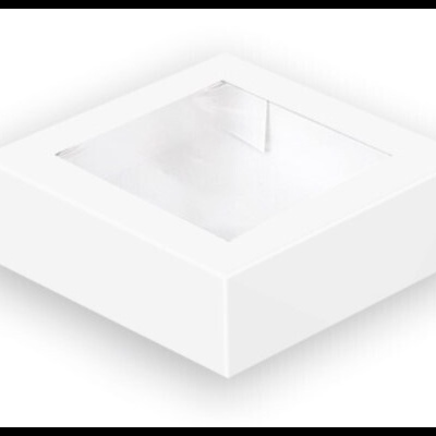 Embalagem quadrada branca com tampa transparente