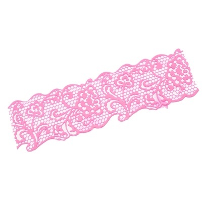 Fita de renda rosa com padrão floral
