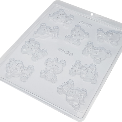 Molde transparente de plástico com cavidades em forma de ursinhos