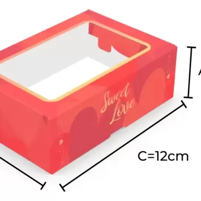 Caixa retangular vermelha com janela transparente e texto Sweet Love