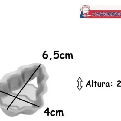 Cortador de massa triangular cinza CAPARROZ com medidas 6,5cm, 4cm, altura 2cm
