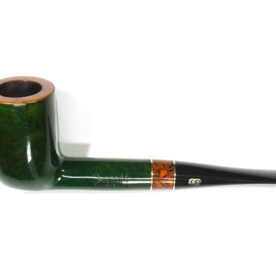 Cachimbo de fumar verde e preto com detalhes castanhos e dourados